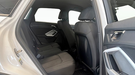 Audi Q3 5 of 5