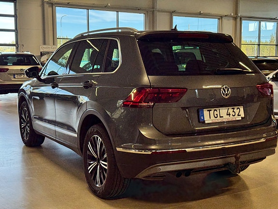 Volkswagen Tiguan 6 of 26