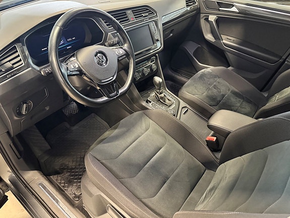 Volkswagen Tiguan 7 of 26