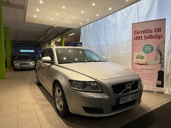 Volvo V50 4 of 5