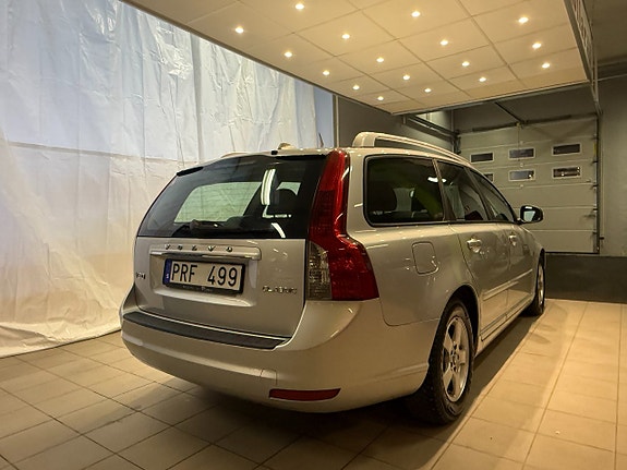 Volvo V50 5 of 5
