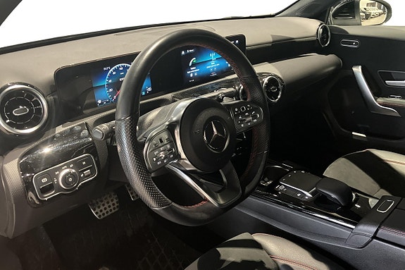 Mercedes-Benz A180 5 of 5