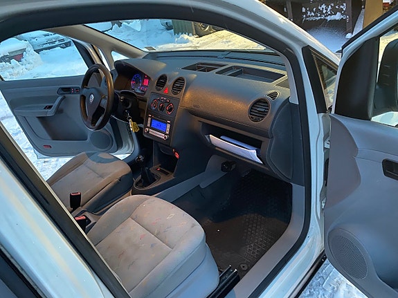 Volkswagen Caddy 5 of 5