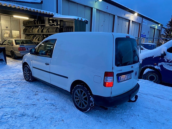 Volkswagen Caddy 9 of 9