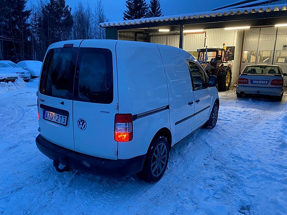 Volkswagen Caddy 7 of 9