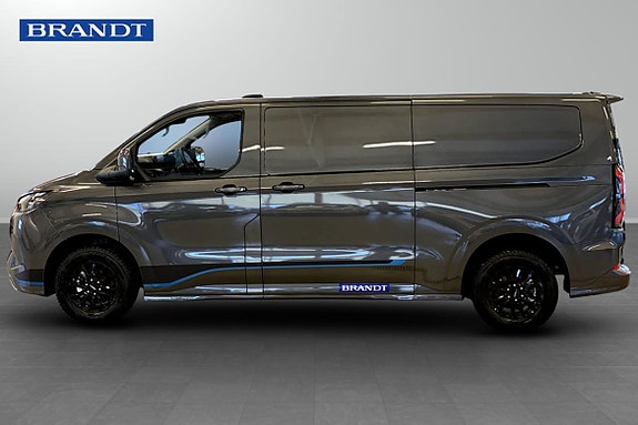 Ford E-Transit 5 of 12
