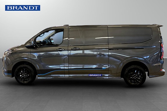Ford E-Transit 6 of 12