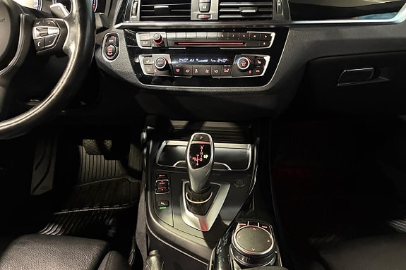 BMW 220d 12 of 17