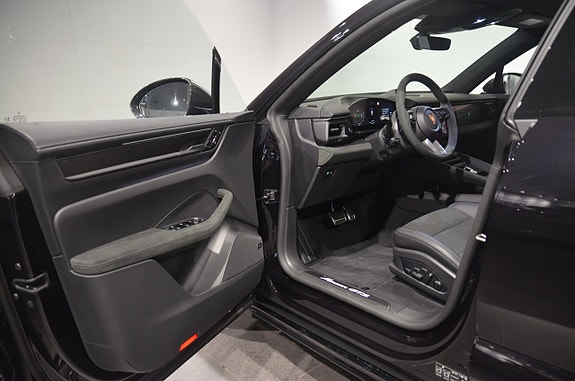 Porsche Macan GTS 9 of 20