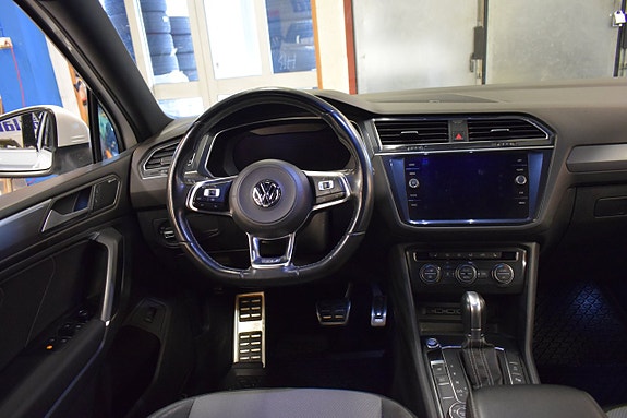 Volkswagen Tiguan Allspace 6 of 23