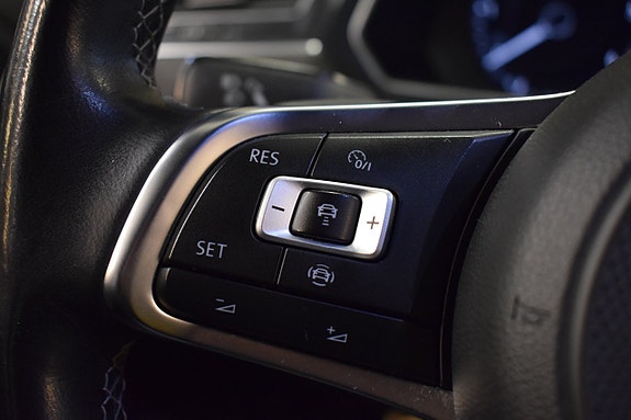 Volkswagen Tiguan Allspace 12 of 23