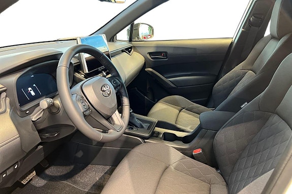 Toyota Corolla Cross 12 of 20