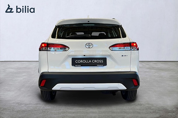 Toyota Corolla Cross 4 of 20