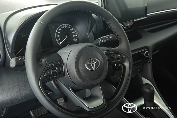 Toyota Yaris 11 of 11