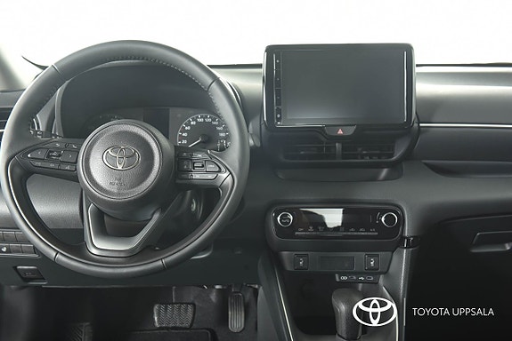 Toyota Yaris 10 of 11