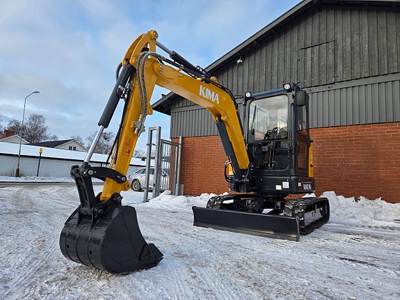 Minigrävare KIMA KMZ40 ink standardskopa. I Lager!