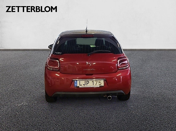 Citroen DS3 4 of 5