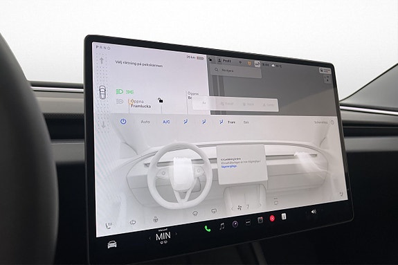 Tesla Model 3 16 of 26