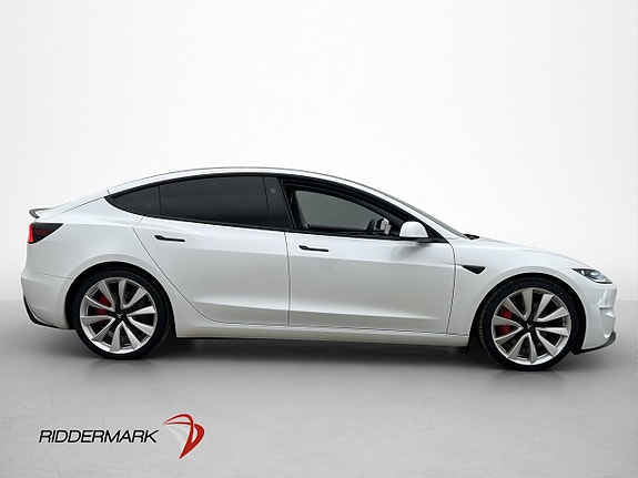 Tesla Model 3 7 of 26