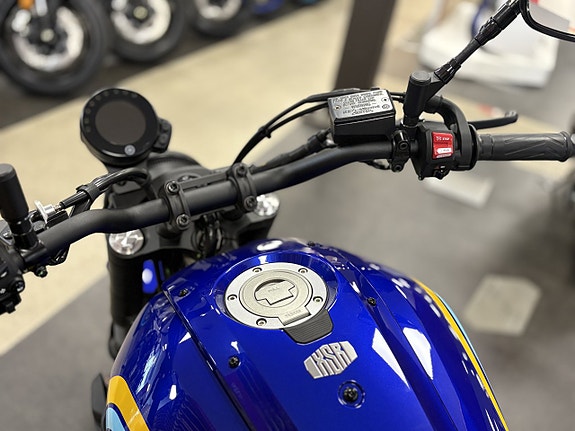 Yamaha XSR700 2024 Demo - 84 mil 11 of 11