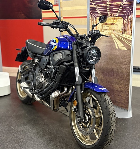 Yamaha XSR700 2024 Demo - 84 mil 4 of 11