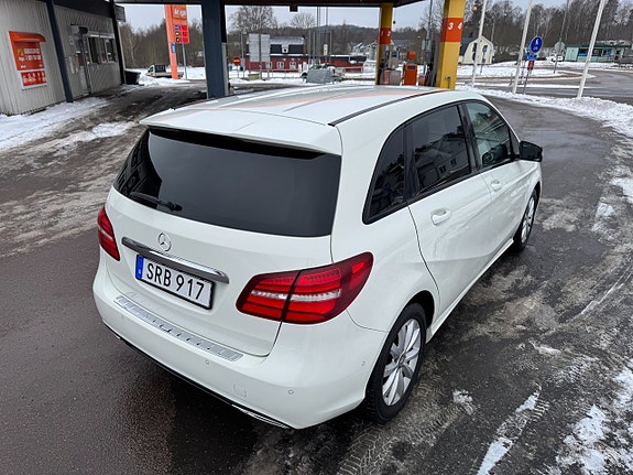 Mercedes-Benz B180 d 7 of 16