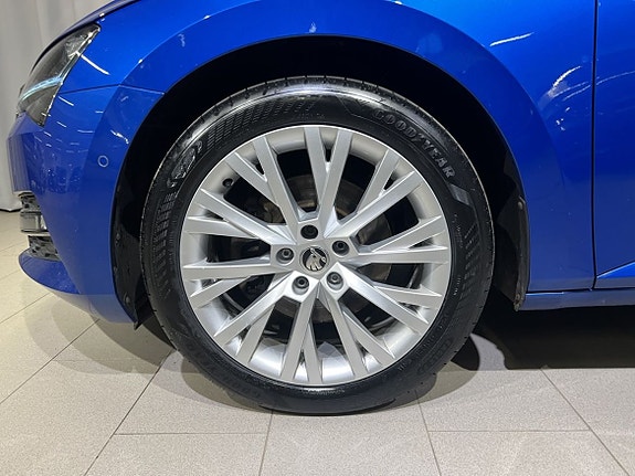 Skoda Superb 5 of 5