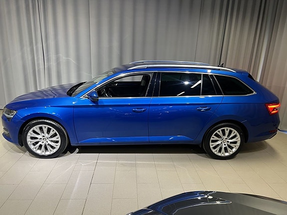 Skoda Superb 4 of 5