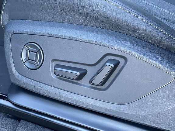Audi Q6 e-tron 18 of 18
