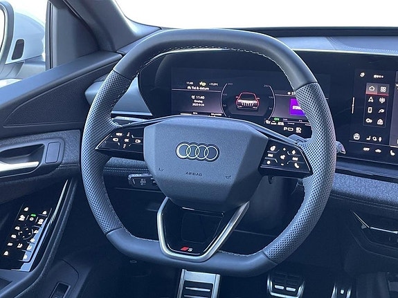 Audi Q6 e-tron 14 of 18