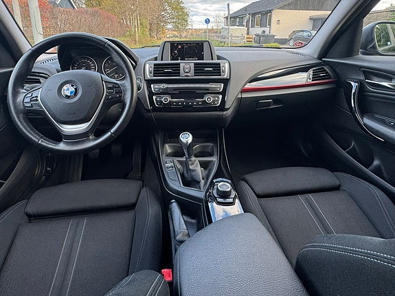 BMW 118i 5 of 8