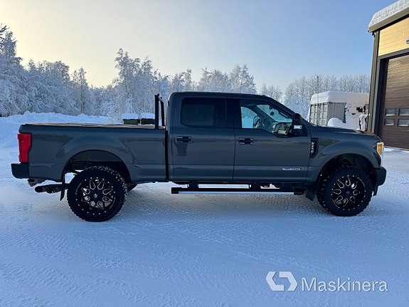 Pickup Ford F250 Super Duty 3 of 27