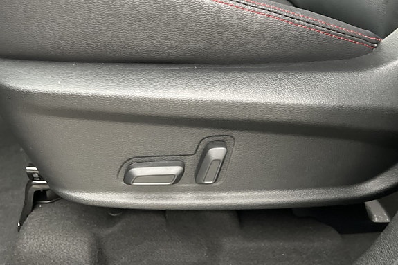 Maxus T90 EV 17 of 24