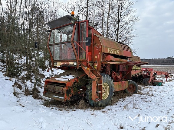 Skördetröska - Fahr M1300 hydromat