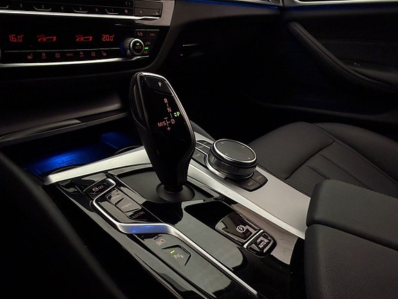 BMW 530e 27 of 30