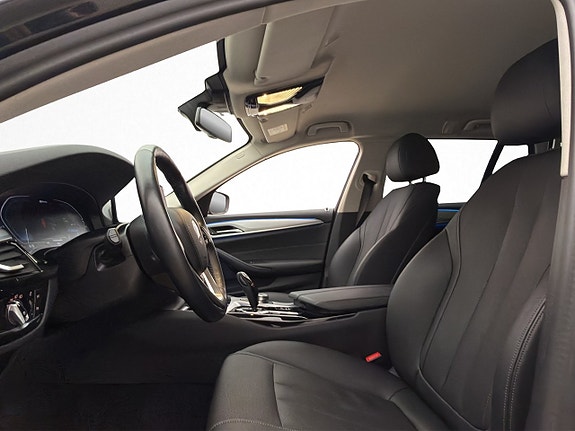 BMW 530e 13 of 30
