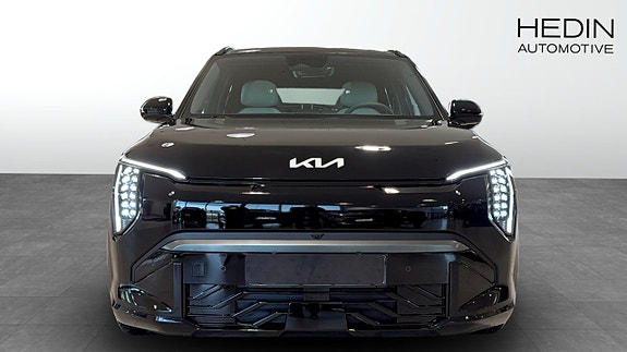 Kia EV3 4 of 12