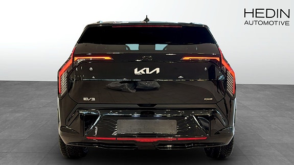 Kia EV3 7 of 12