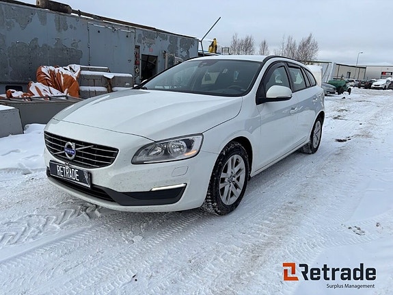 Volvo V60 2 of 5