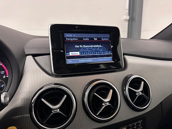 Mercedes-Benz B180 14 of 25