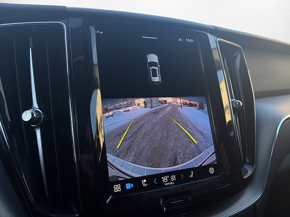 Volvo XC60 16 of 18