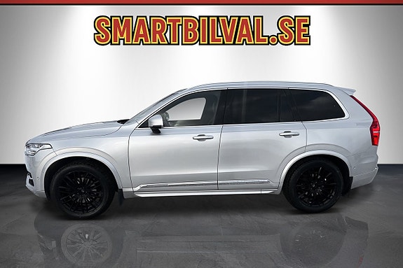 Volvo XC90 2 of 30