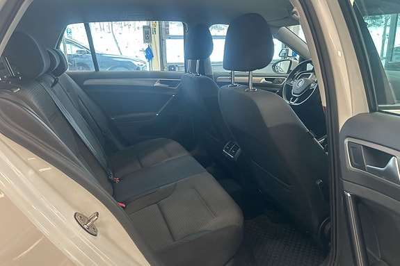Volkswagen Golf-Serie 9 of 21