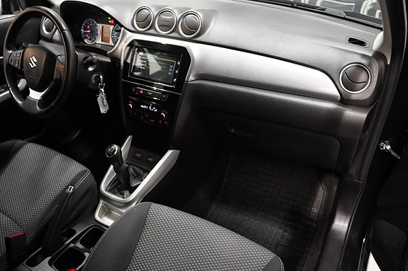 Suzuki Vitara 7 of 17