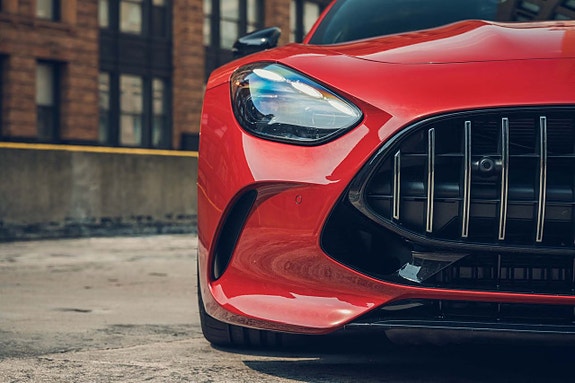 Mercedes-Benz AMG GT 63 3 of 5