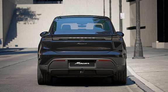 Porsche Macan 4 7 of 10