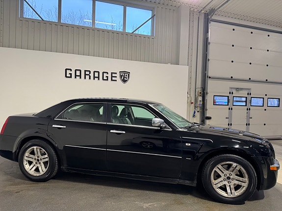 Chrysler 300C 20 of 20
