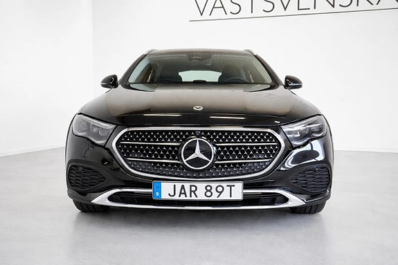 Mercedes-Benz E300 de 6 of 23