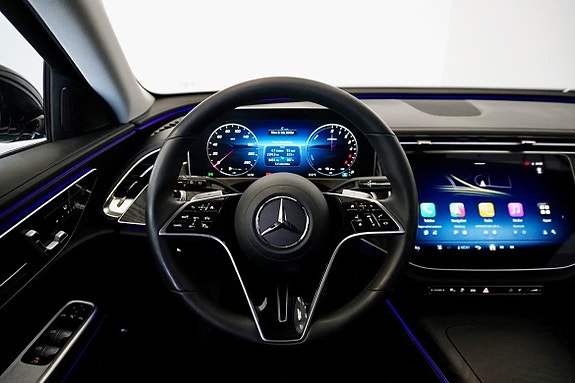 Mercedes-Benz E300 de 13 of 23