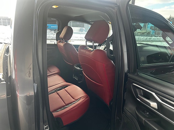 RAM 1500 10 of 24